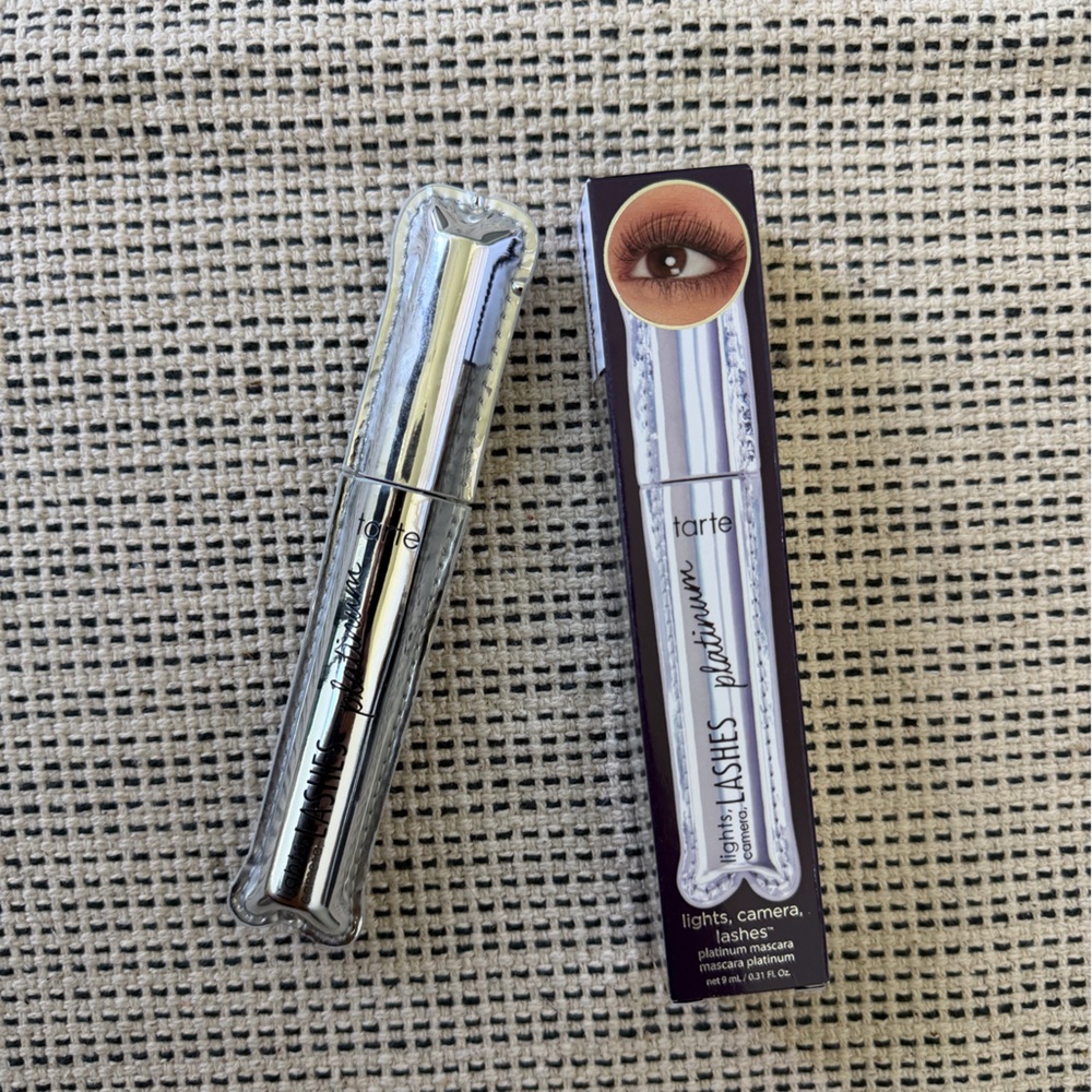 tarte Lights, Camera, Lashes Platinum Mascara - black